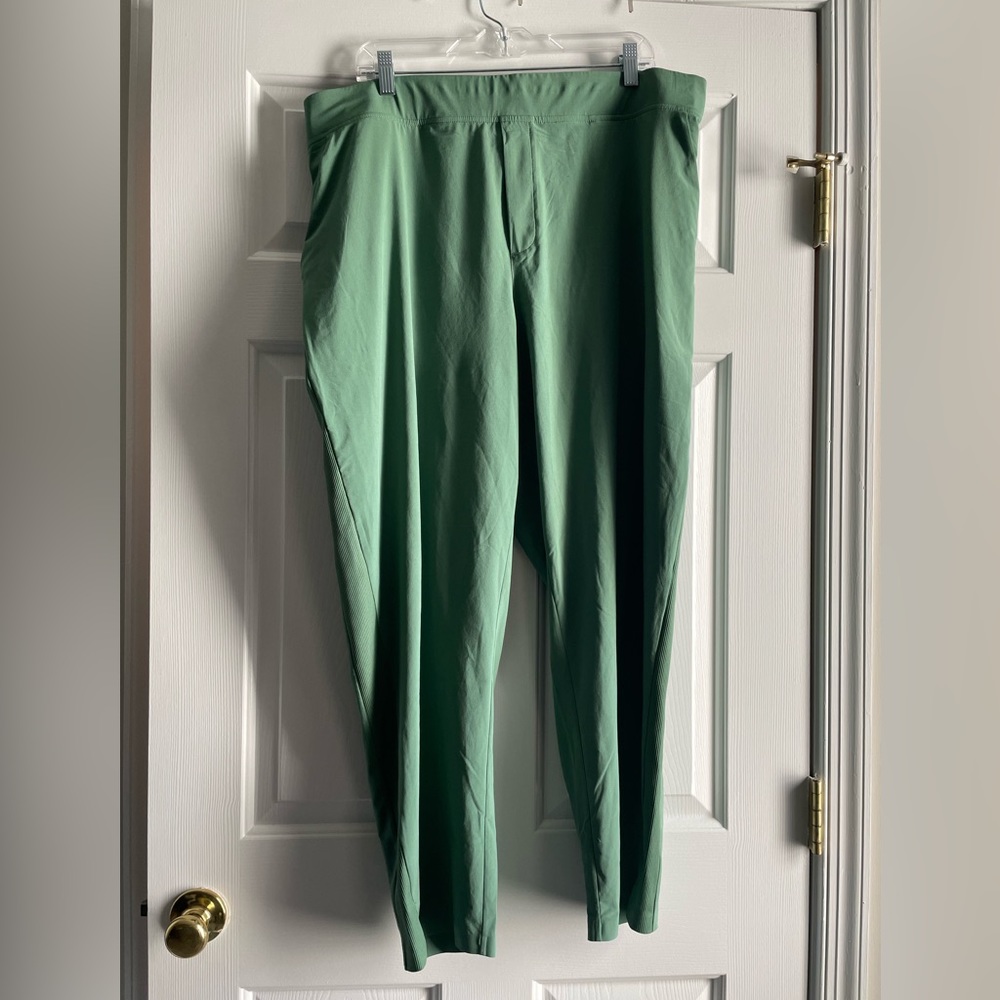 Athleta Green Women's Pants